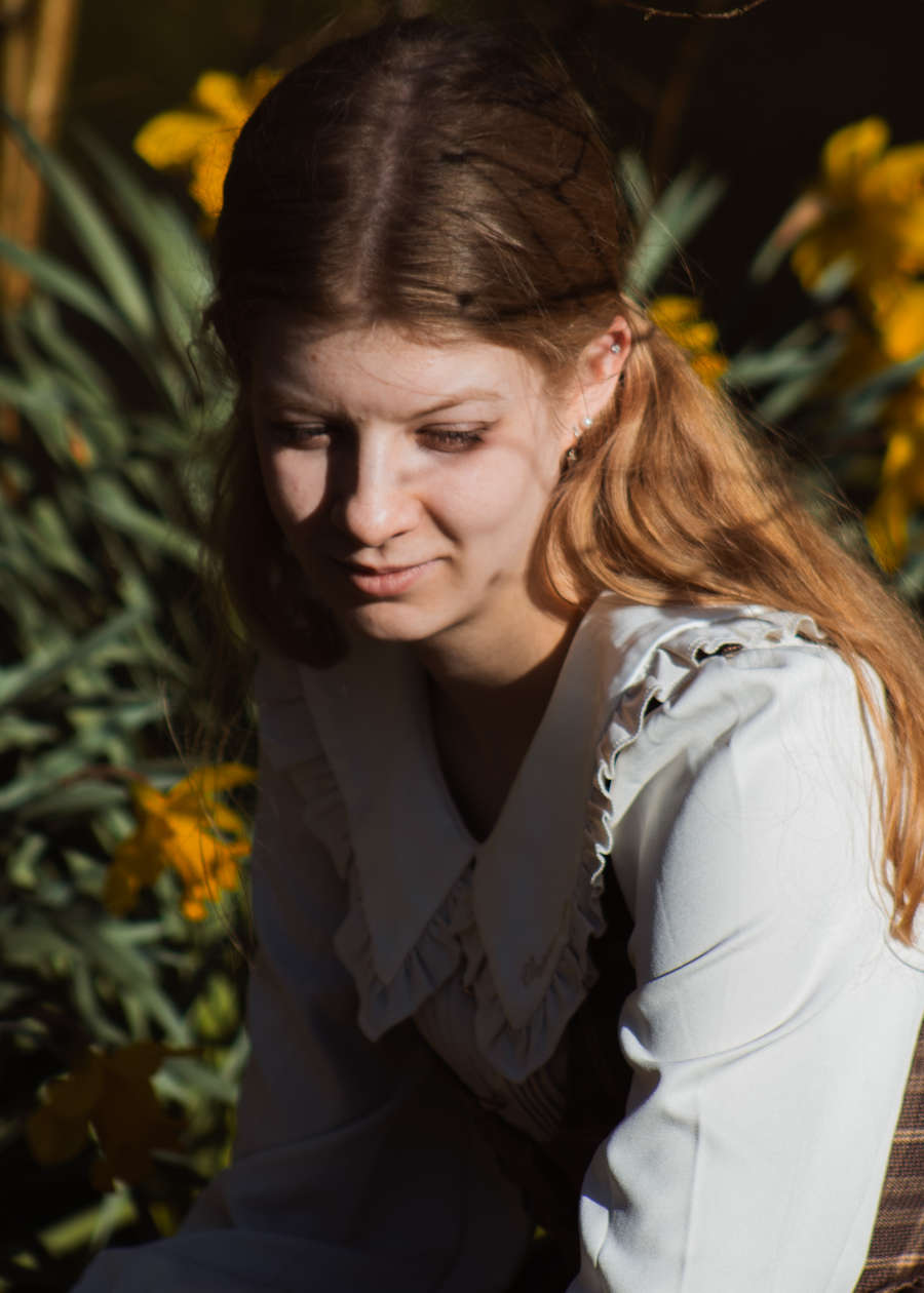 Artistic portrait of woman – golden hour shot