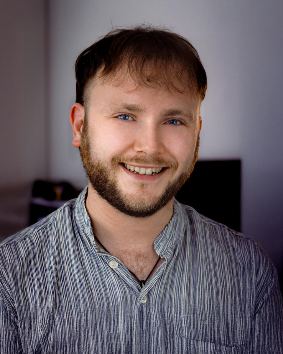 Lewis Housden – portrait photographer in Hampshire